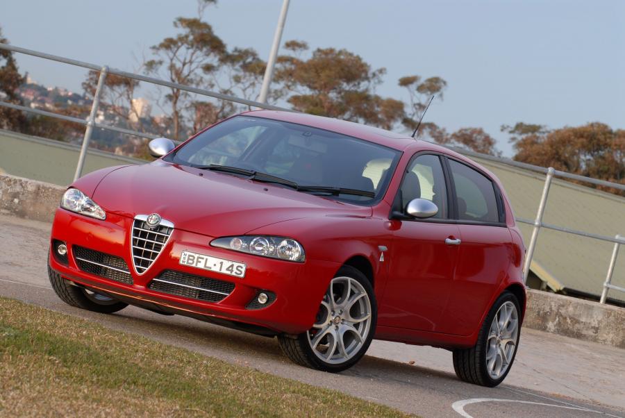  Alfa Romeo 147 Monza (937B) 2008 года  (фото 15 из 15)